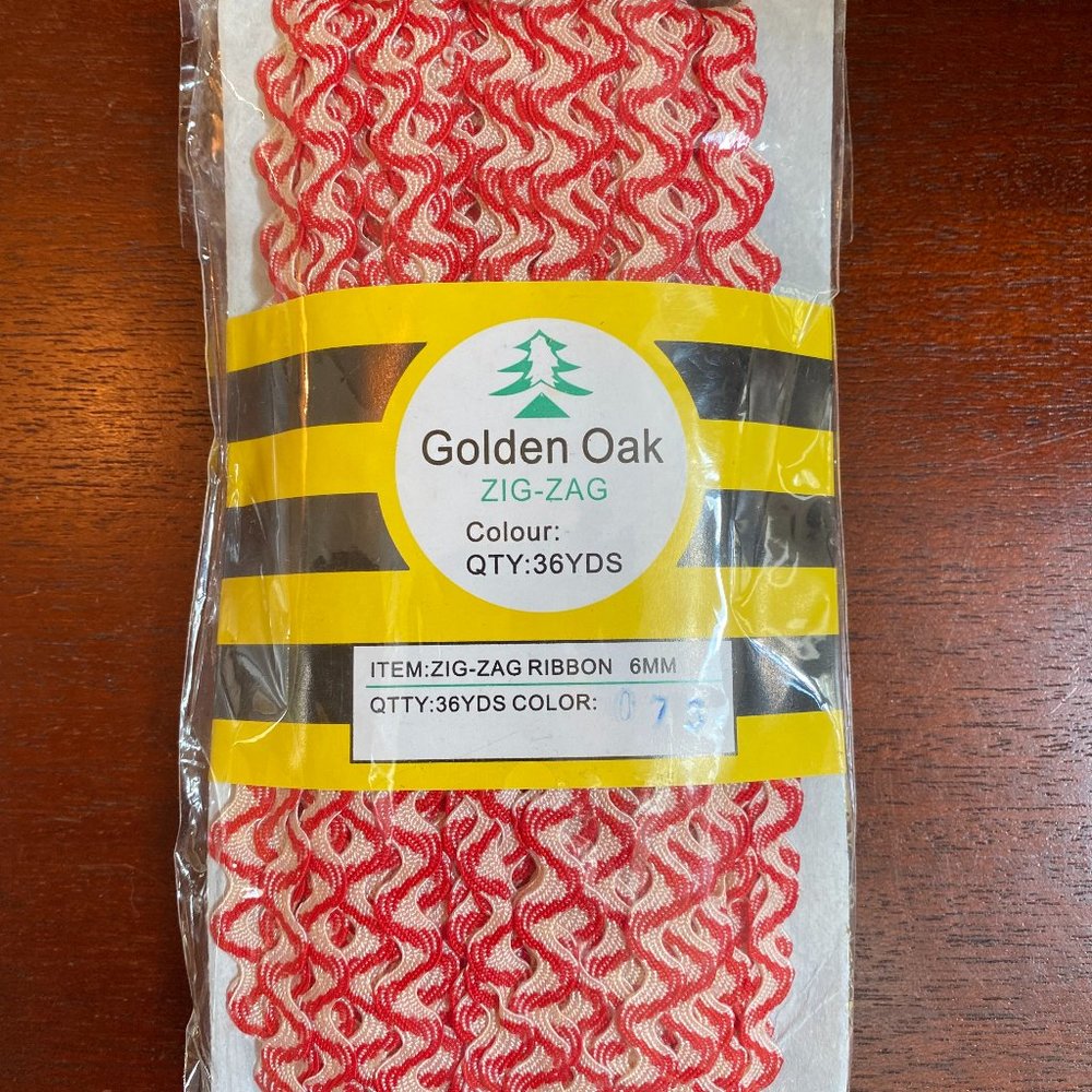 Red & White 6mm Ric Rac Trim